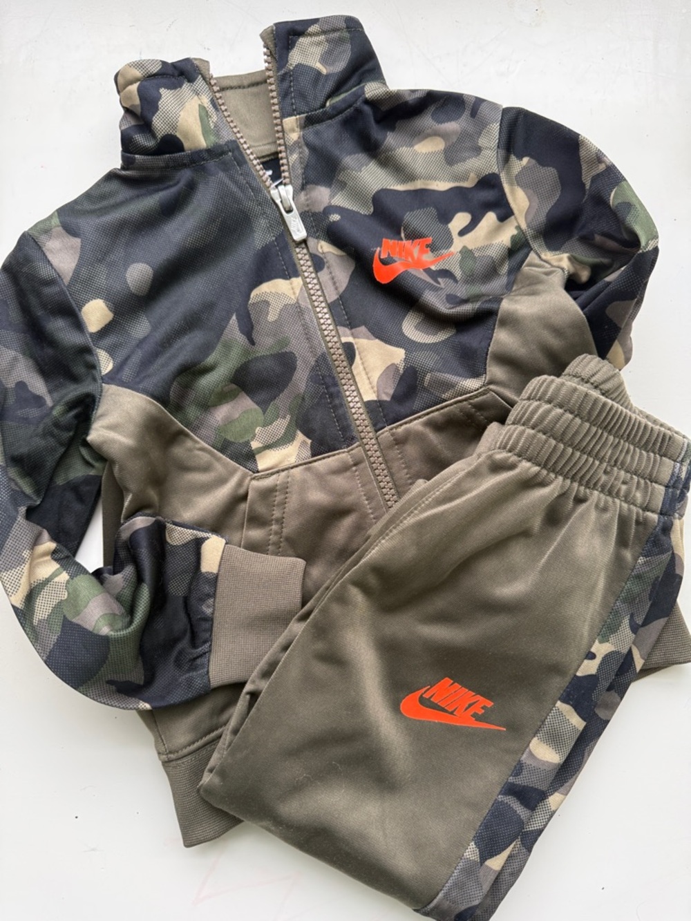 Nike Kids Camo Zip Jacket & Joggers Set - Olive/Orange